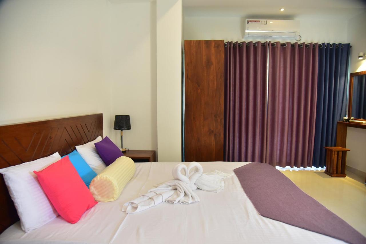 Eden Grand Hotel Dambulla Buitenkant foto