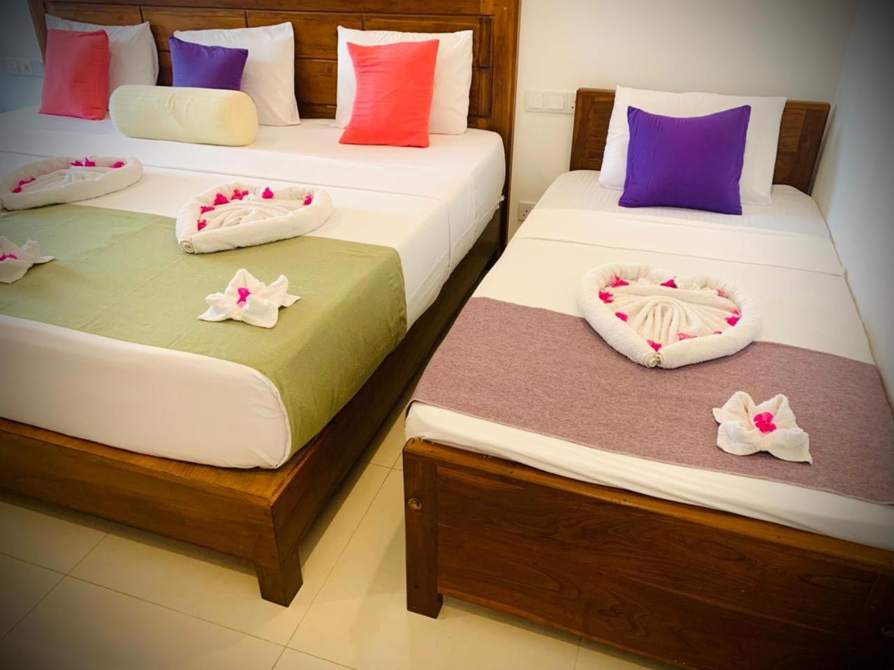 Eden Grand Hotel Dambulla Buitenkant foto